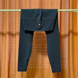 ✨✨ Brand new 28 inch size 8 Lululemon align tights✨✨